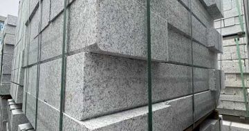 杭州芝麻白路牙石 马路牙子