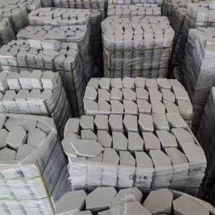 杭州芝麻白石材冰裂纹，碎拼。