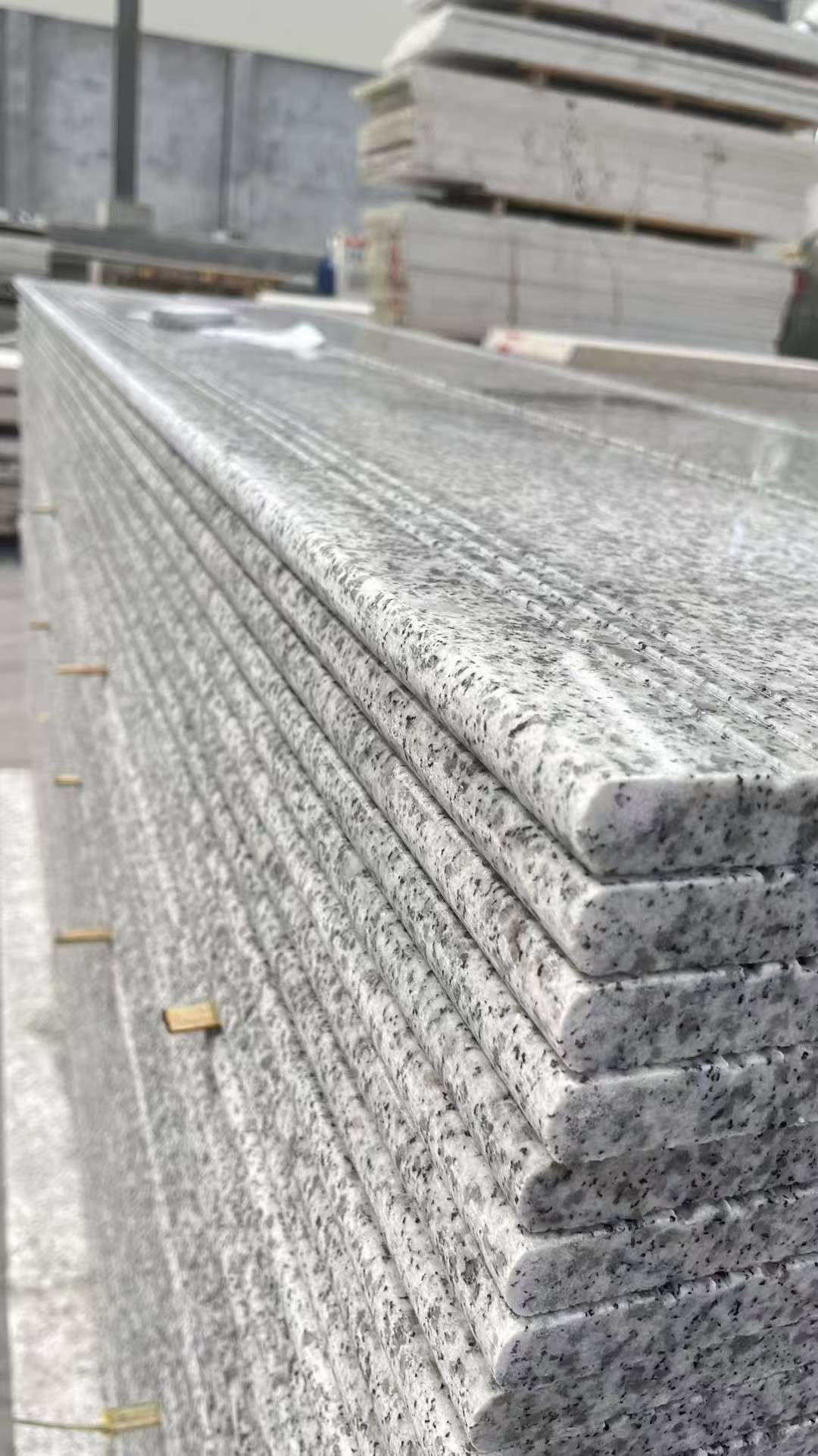 杭州芝麻白楼梯踏步 花岗岩楼梯板材